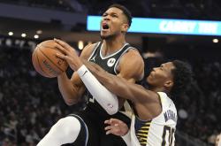 AYX-字母哥关键节点高光表现，澳大利亚队带队取胜！的简单介绍