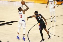 AYX-JackeyLove在快船比赛中回归赛场，关键助攻引发热议！的简单介绍