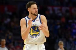 爱游戏体育-穆古鲁扎回归赛场，出色防守首场状态亮眼，G2观众沸腾！的简单介绍